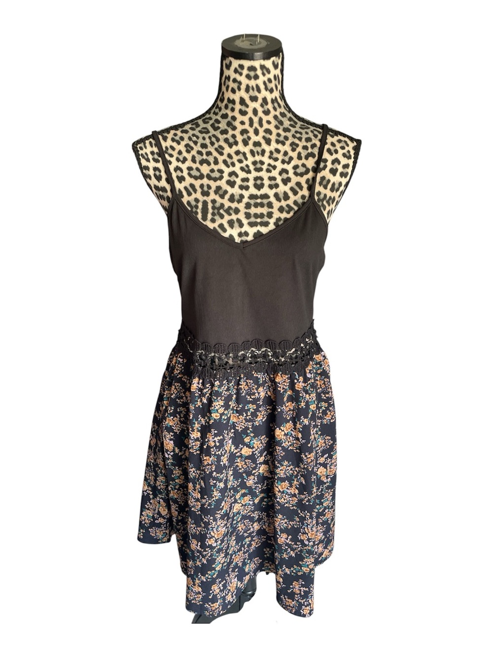SHEIN Black Floral Spaghetti Strap Dress